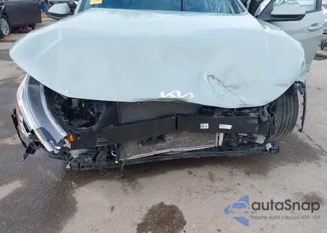 2025 Kia K4 Lxs z USA, uszkodzony, nr VIN 3KPFT4DEXSE045309